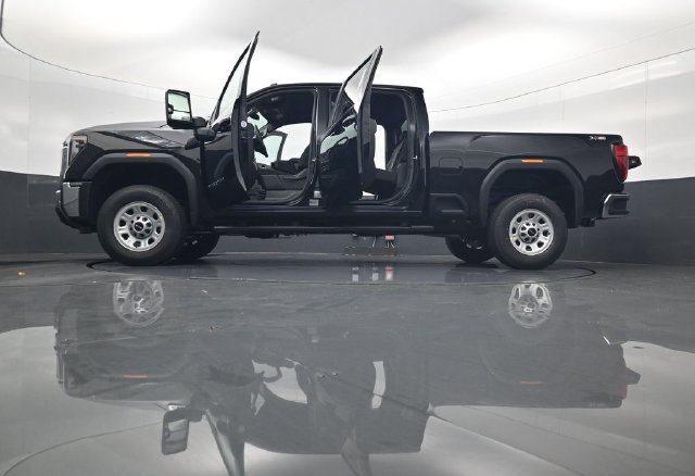 New 2026 GMC Sierra 3500 Pro w/ 1SA Pro Safety Plus Package AWD/4WD image 35