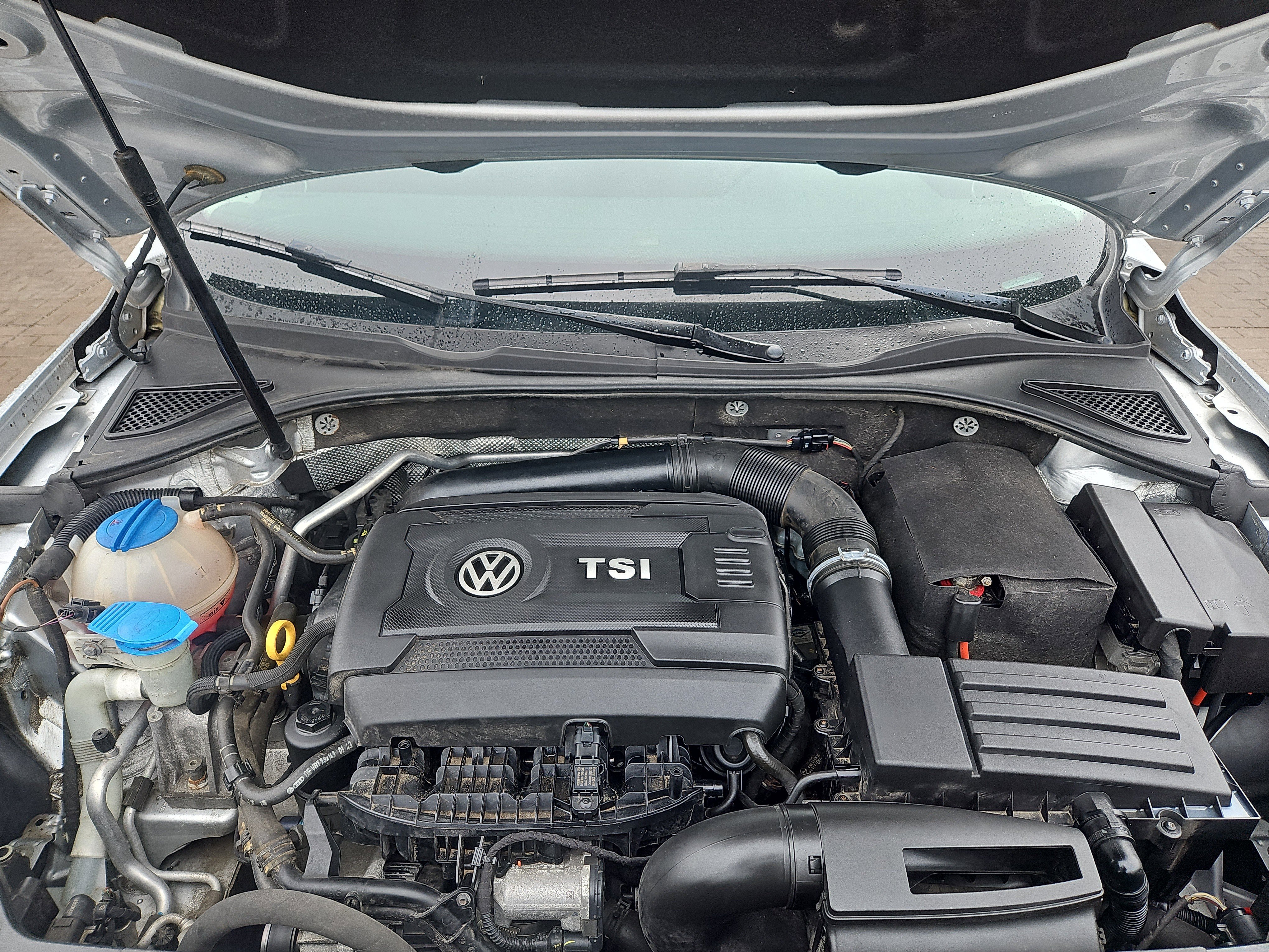 Used 2016 Volkswagen Passat 1.8T S image 27