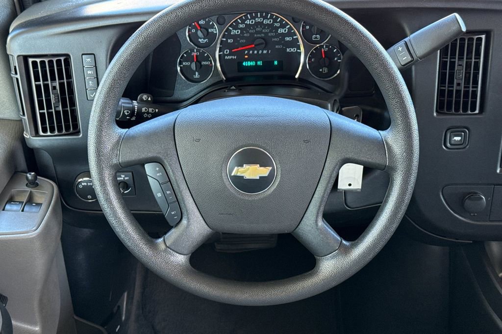 Used 2024 Chevrolet Express 3500 LT w/ LT Preferred Equipment Group image 17