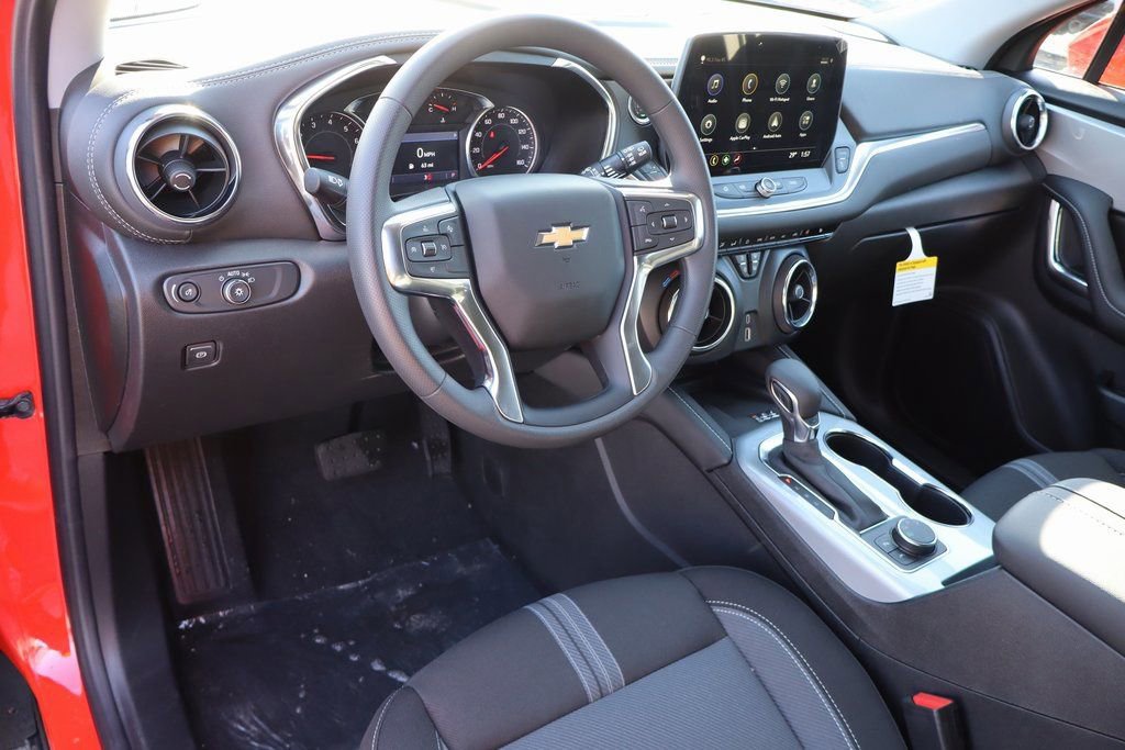 New 2026 Chevrolet Blazer LT w/ Convenience Package image 6