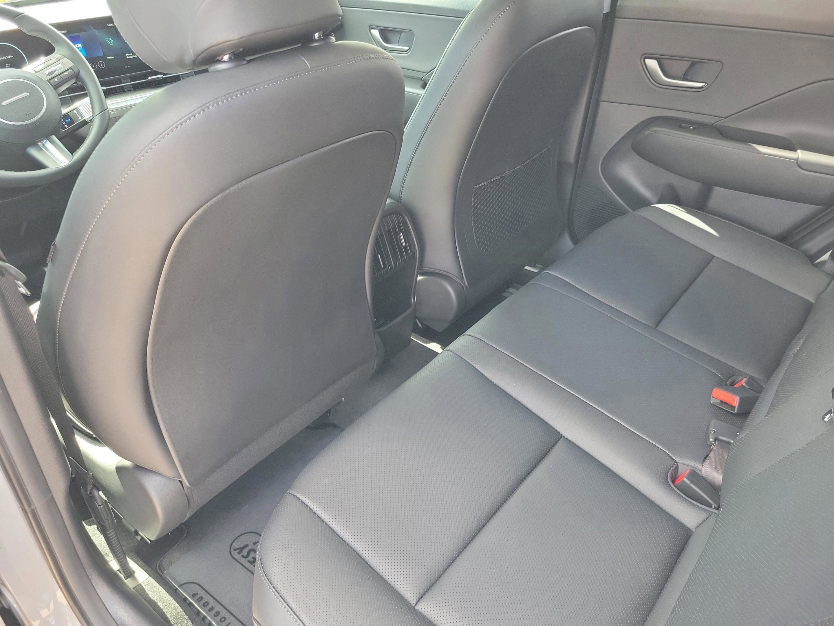 New 2026 Hyundai Kona SEL Premium image 19