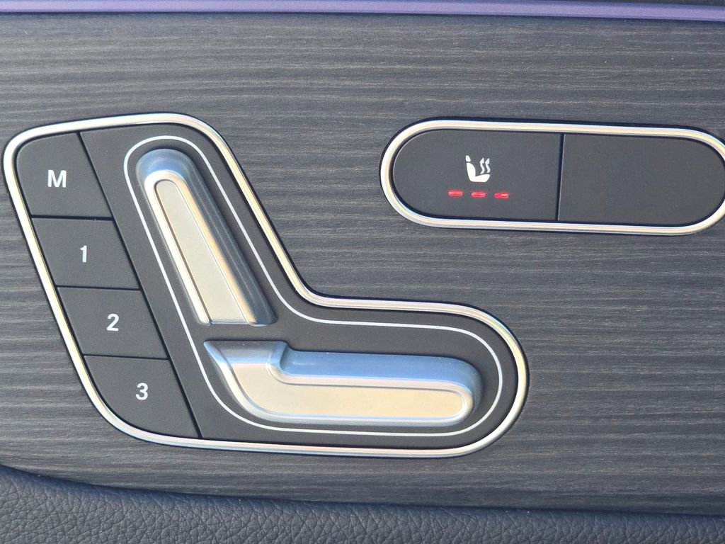 Certified 2023 Mercedes-Benz GLB 250 4MATIC image 6