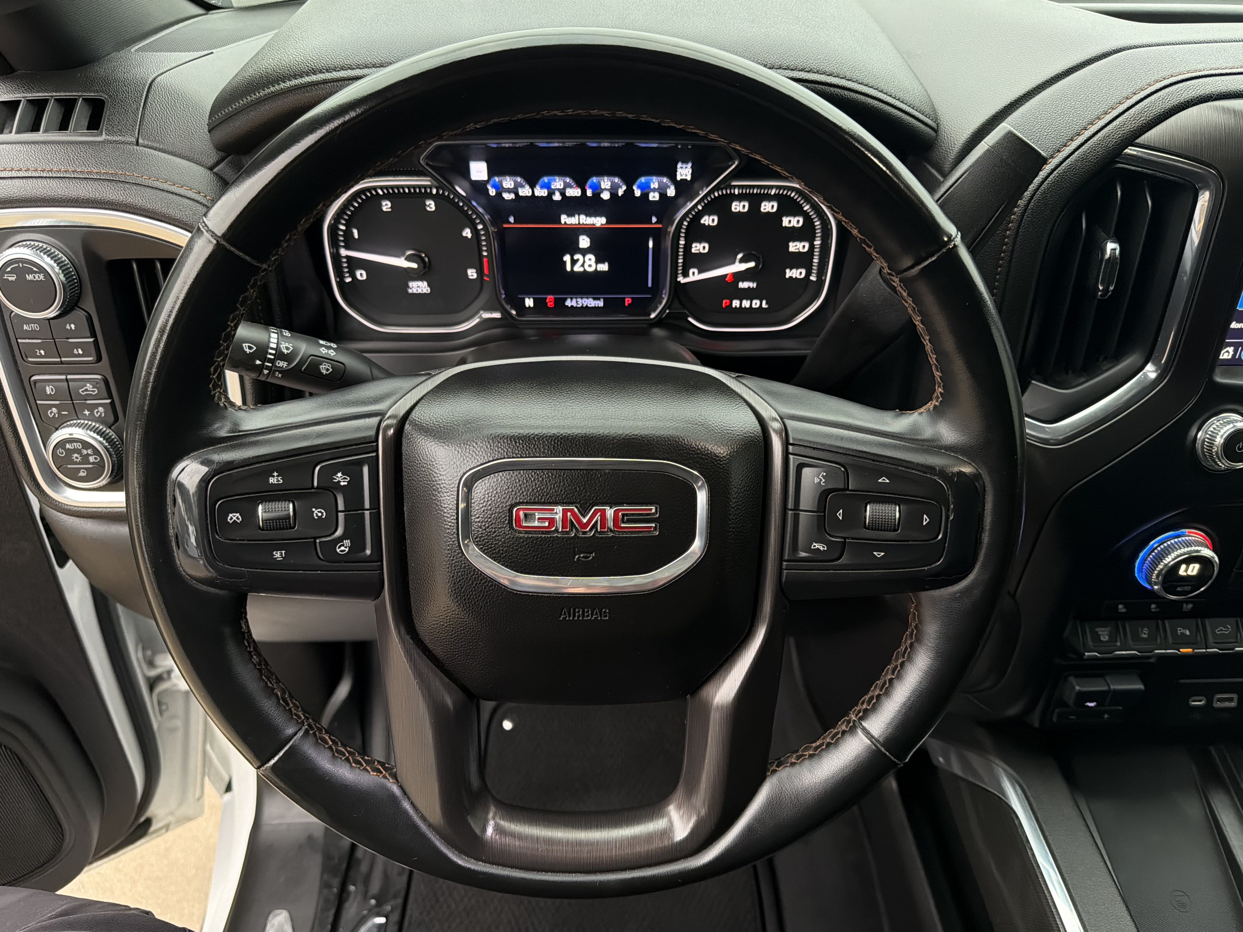 Used 2023 GMC Sierra 2500 AT4 w/ AT4 Premium Plus Package AWD/4WD image 21