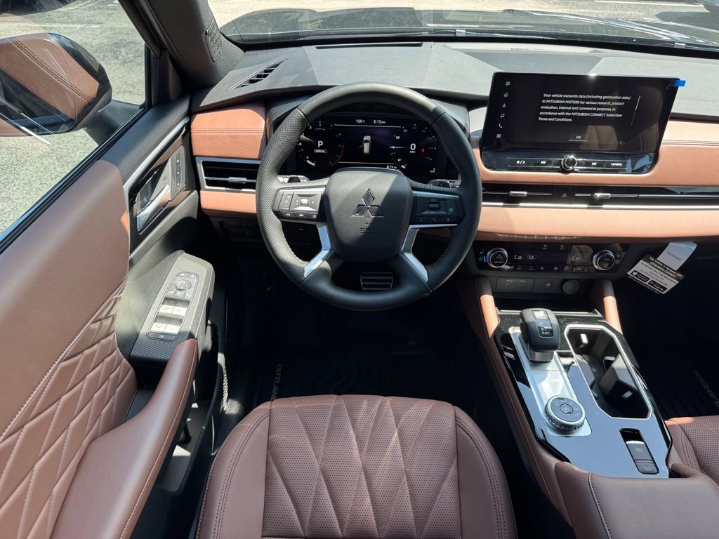 New 2025 Mitsubishi Outlander SEL image 18