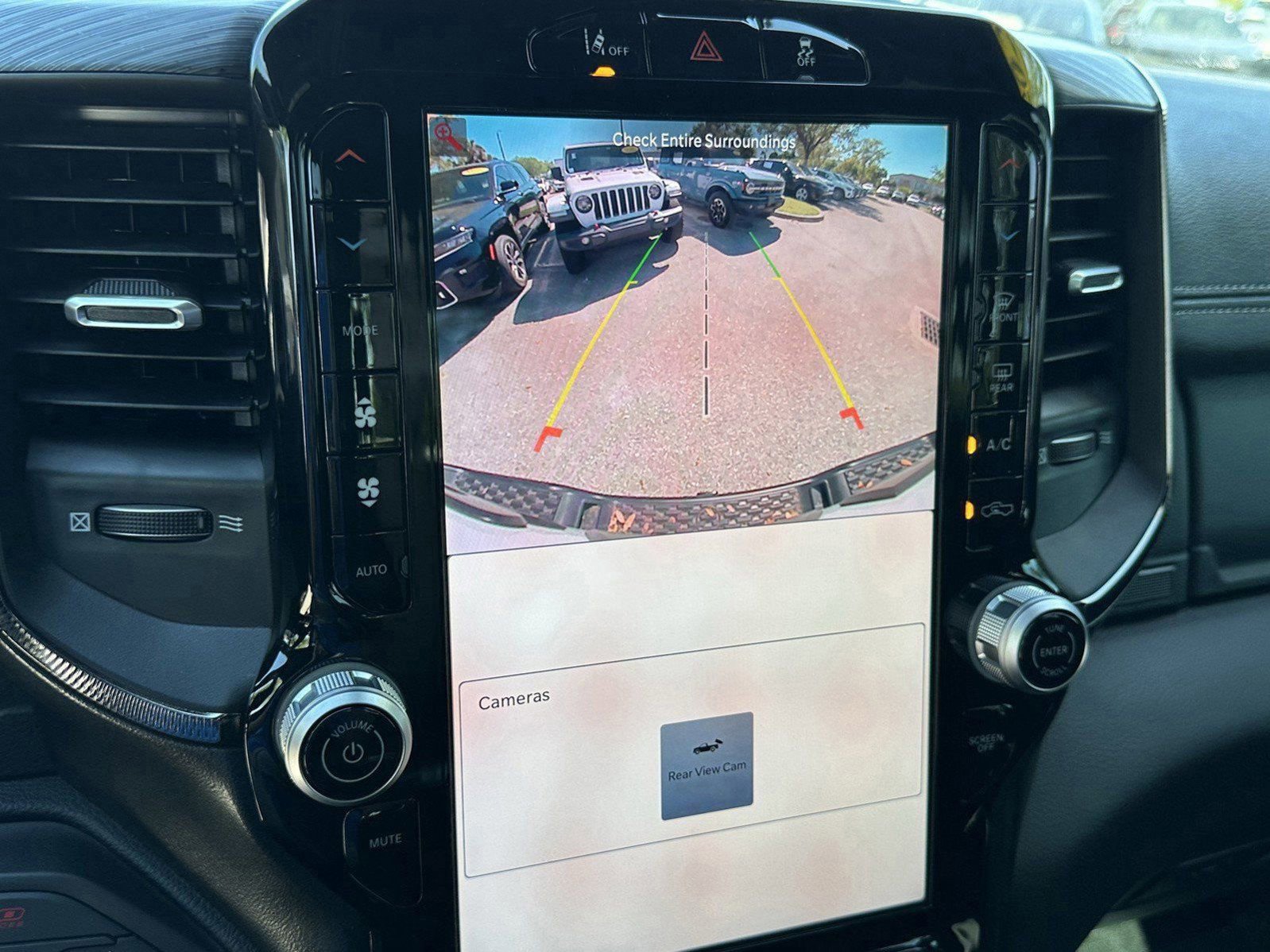 Used 2025 RAM 1500 RHO image 30