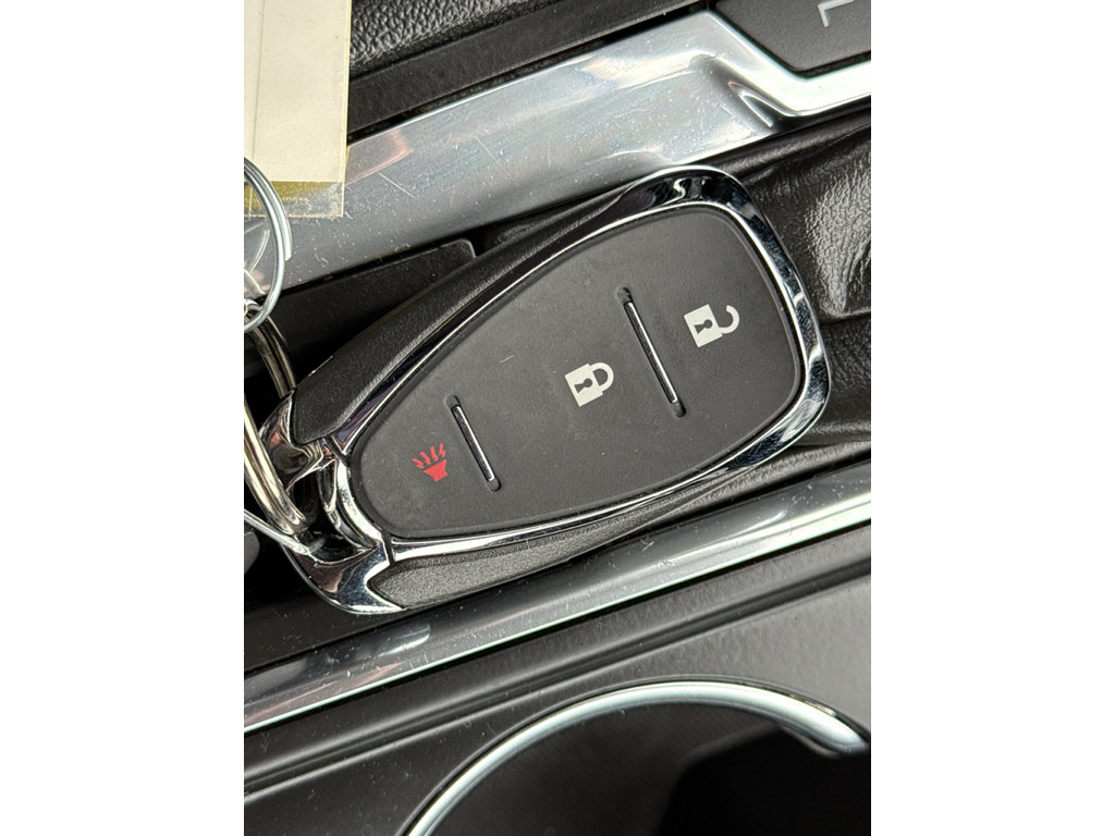 Used 2022 Chevrolet Equinox LT image 36