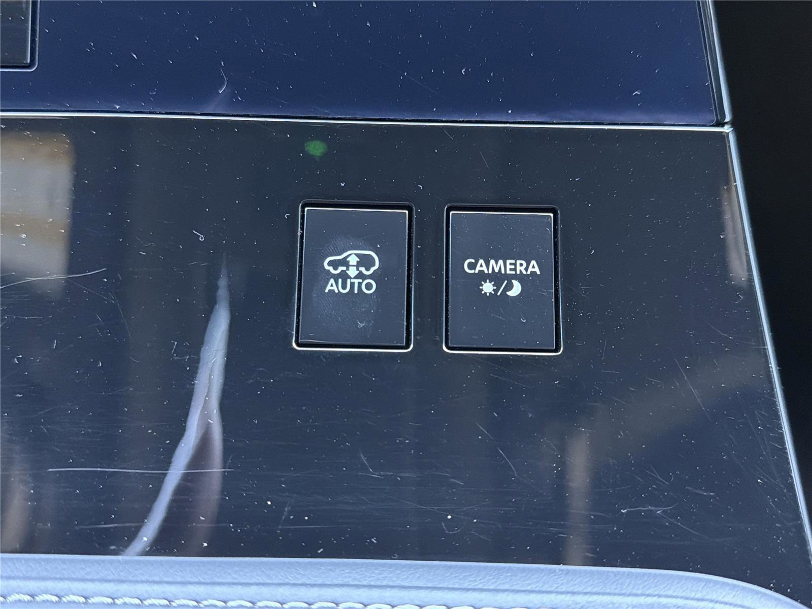 Used 2025 INFINITI QX80 Autograph AWD/4WD image 11
