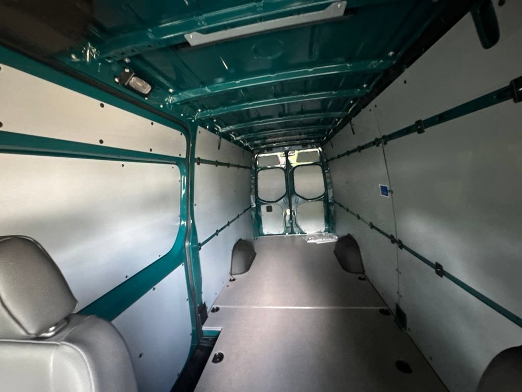 New 2026 Mercedes-Benz Sprinter 2500 image 21