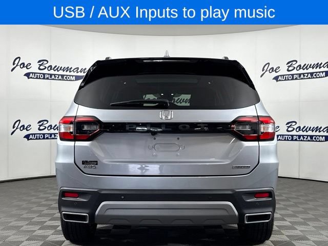 Used 2024 Honda Pilot Touring image 8