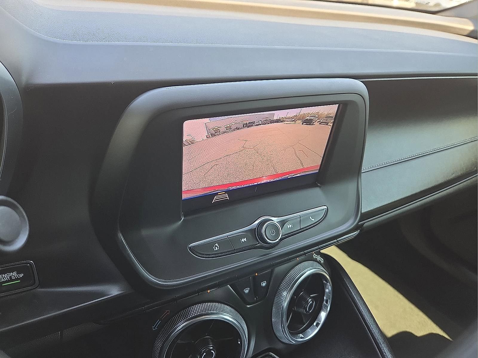 Used 2020 Chevrolet Camaro LT RWD image 16