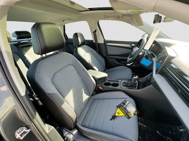New 2026 Volkswagen Jetta SE FWD image 27
