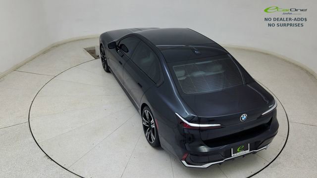 Used 2023 BMW 740i w/ Parking Assistance Package image 80