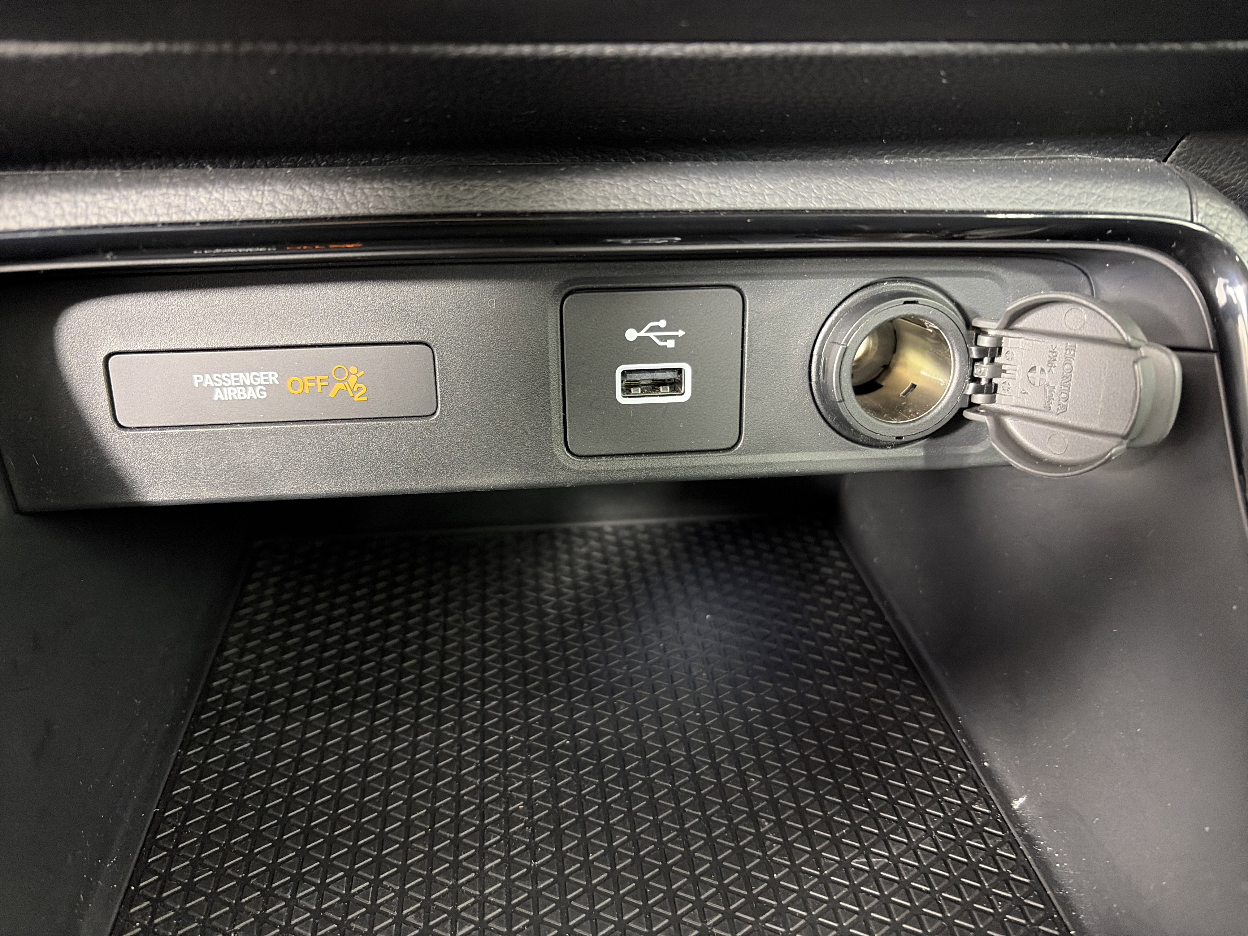 Used 2025 Honda CR-V LX image 22