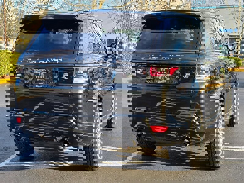 Used 2014 Land Rover Range Rover Sport Supercharged image 8