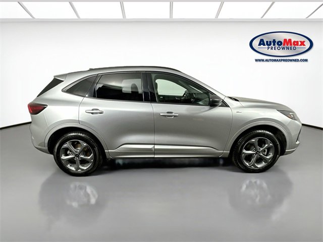 Used 2023 Ford Escape ST-Line image 9