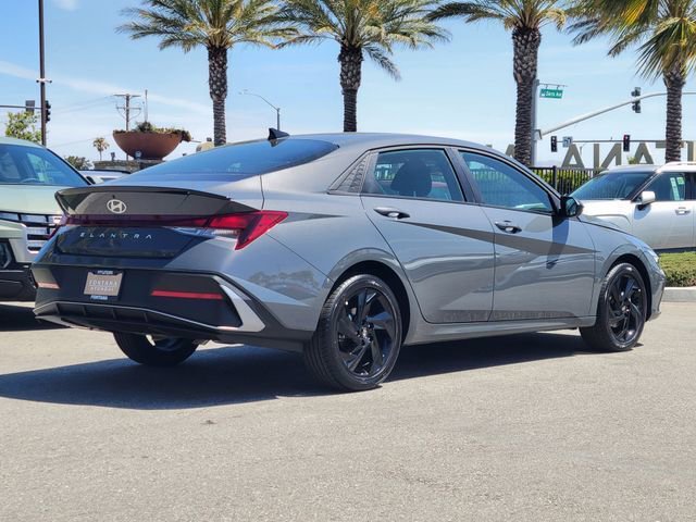 New 2026 Hyundai Elantra Sport FWD image 4