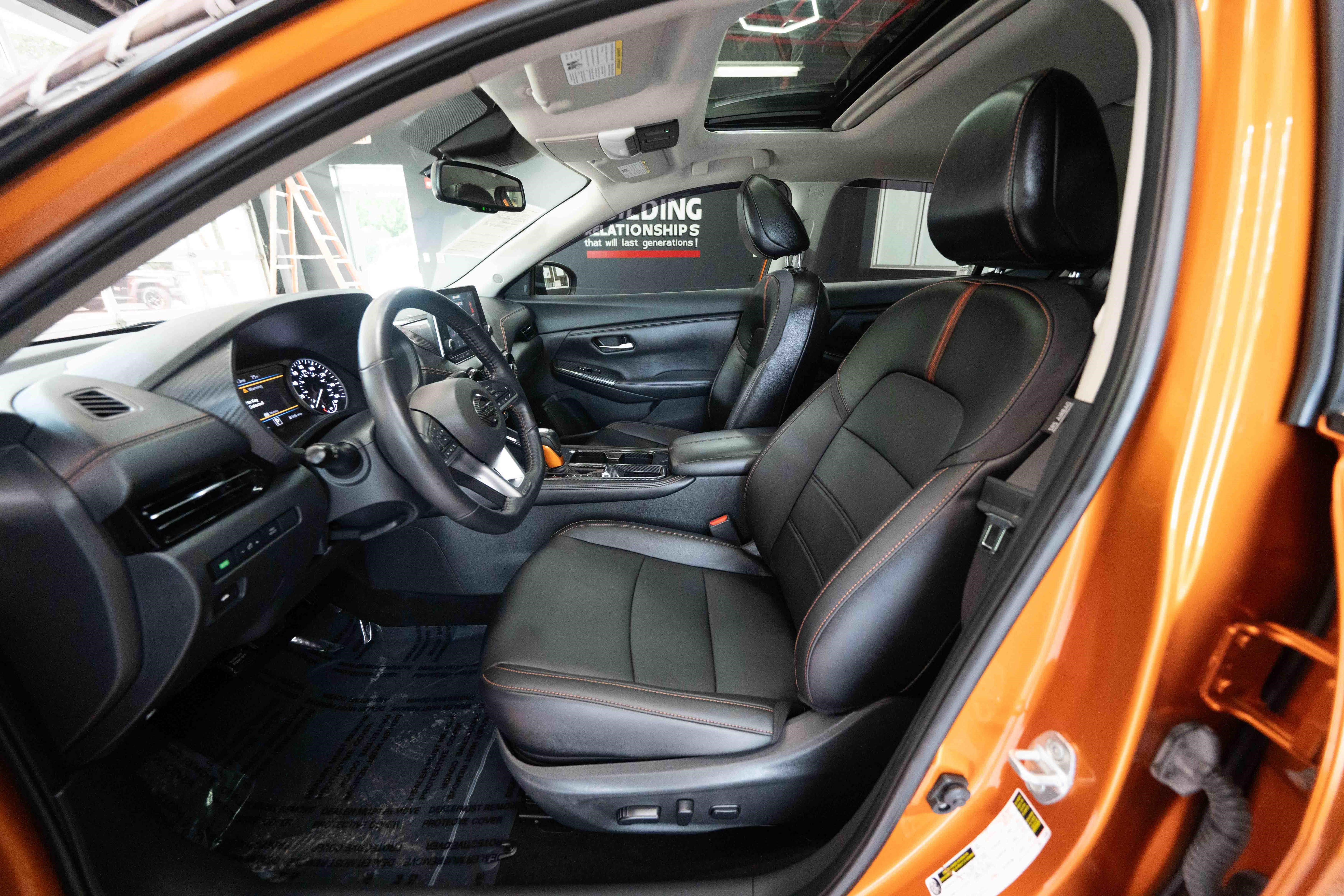 Used 2021 Nissan Sentra SR w/ SR Premium Package FWD image 9