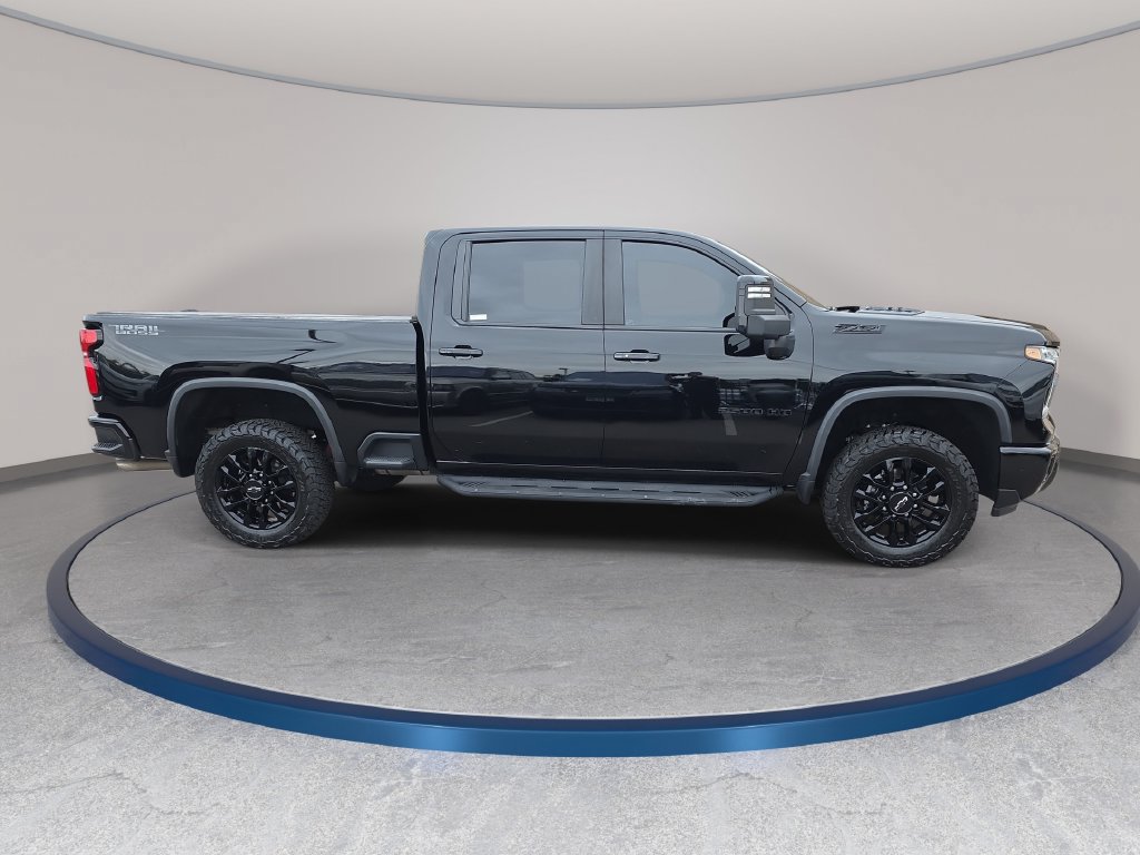 Used 2026 Chevrolet Silverado 2500 LT w/ Trail Boss Package AWD/4WD image 5