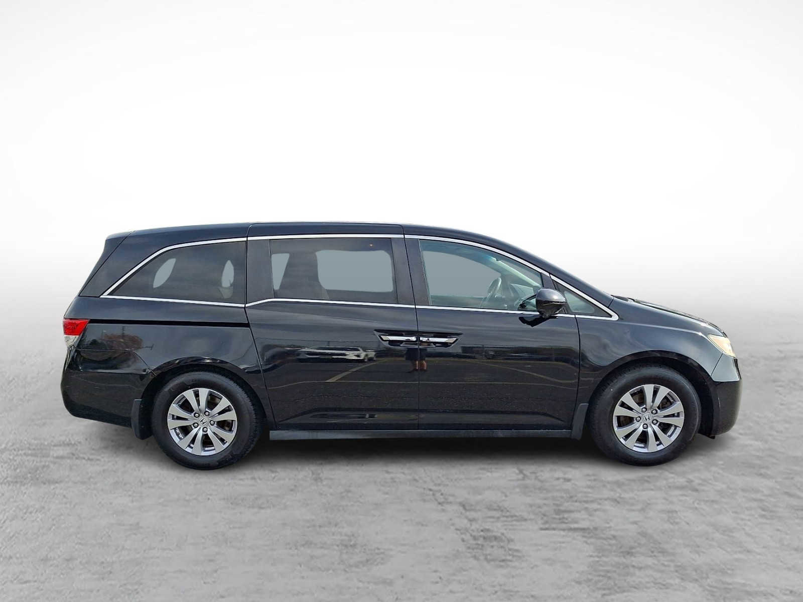 Used 2014 Honda Odyssey EX image 4