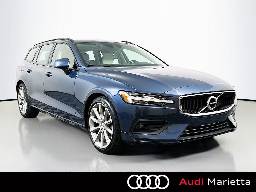 Used 2021 Volvo V60 T5 Momentum w/ Climate Package video 1
