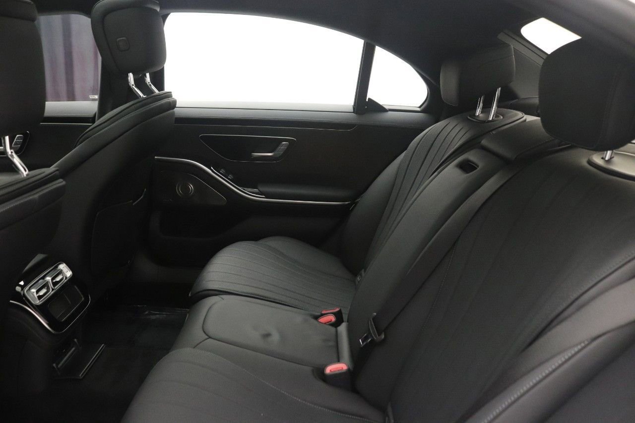Certified 2022 Mercedes-Benz S 500 4MATIC image 33