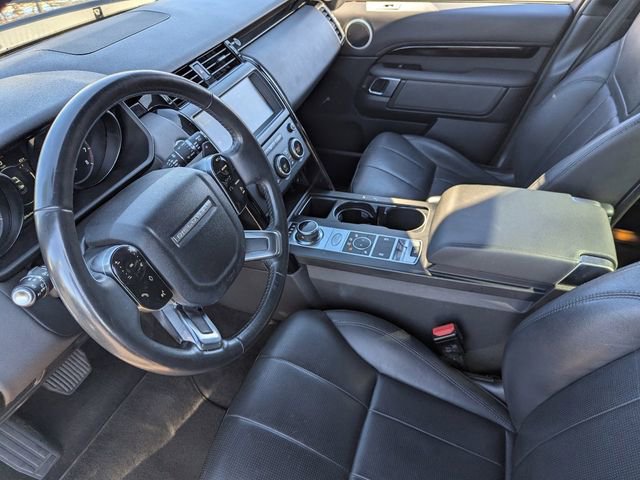 Used 2020 Land Rover Discovery SE image 21