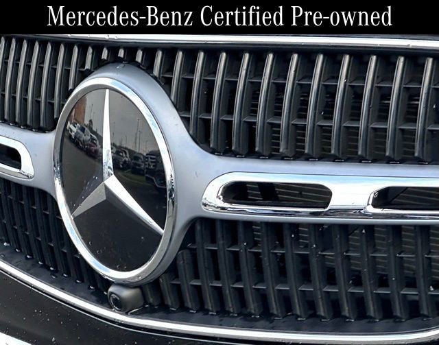 Used 2025 Mercedes-Benz GLC 300 4MATIC image 6