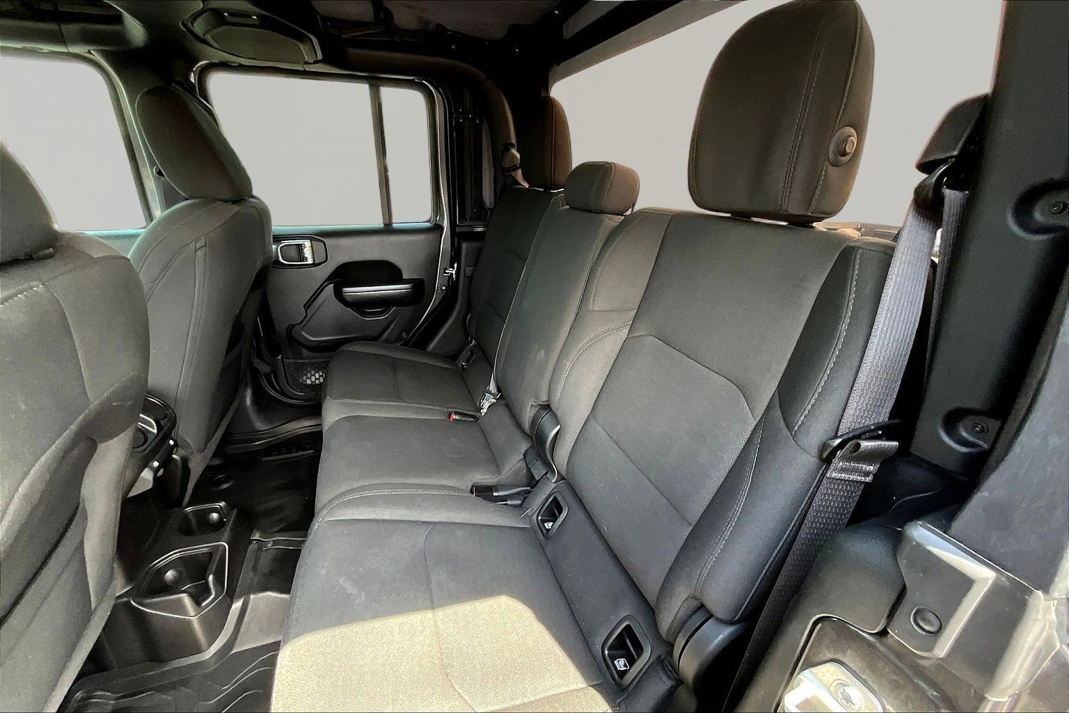 Used 2021 Jeep Gladiator Sport AWD/4WD image 23