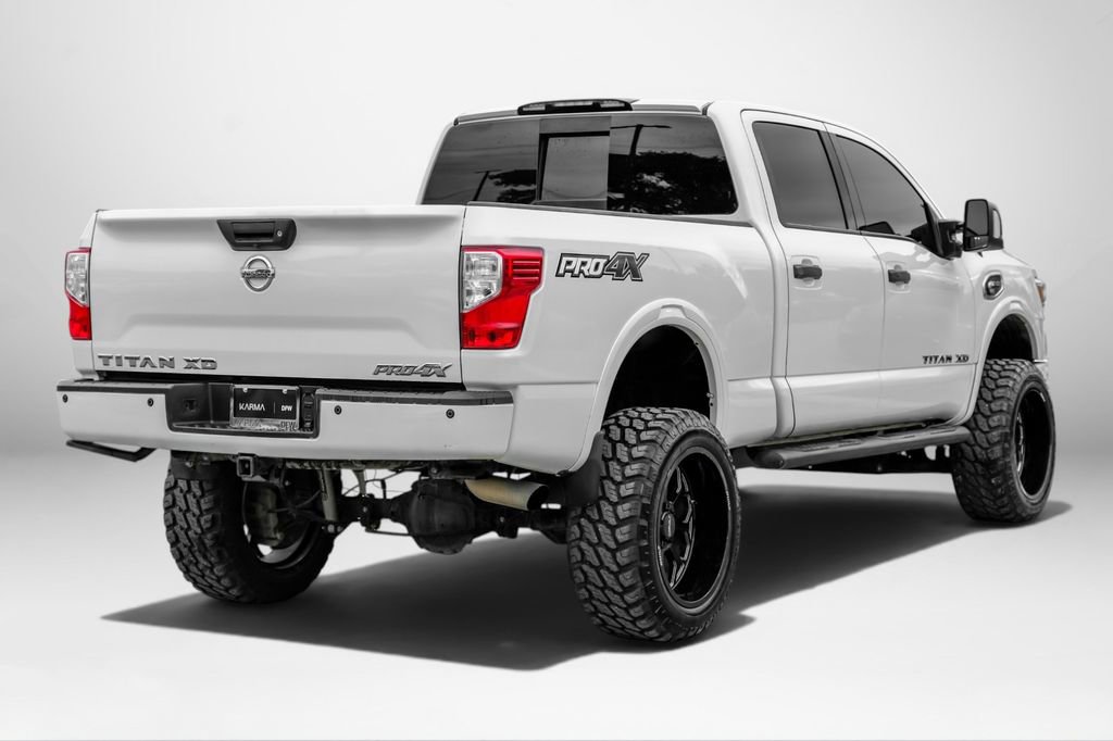 Used 2018 Nissan Titan PRO-4X w/ Pro-4x Convenience Package AWD/4WD image 6