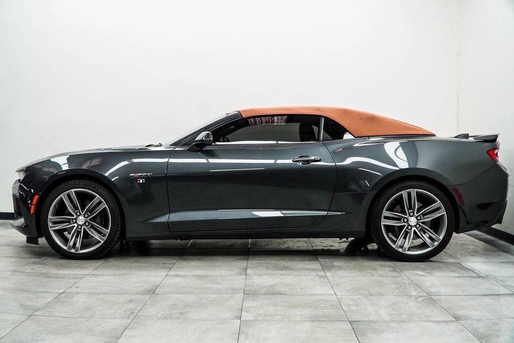 Used 2017 Chevrolet Camaro SS image 9