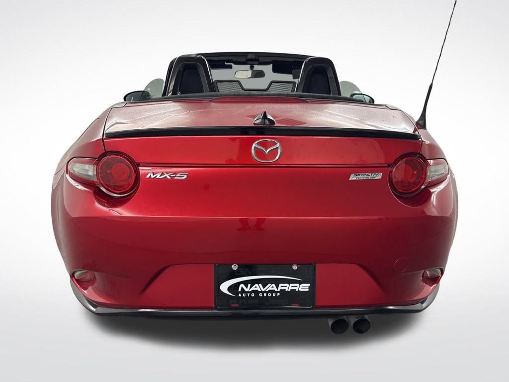 Used 2016 MAZDA MX-5 Miata Club w/ Brembo/BBS Package image 7