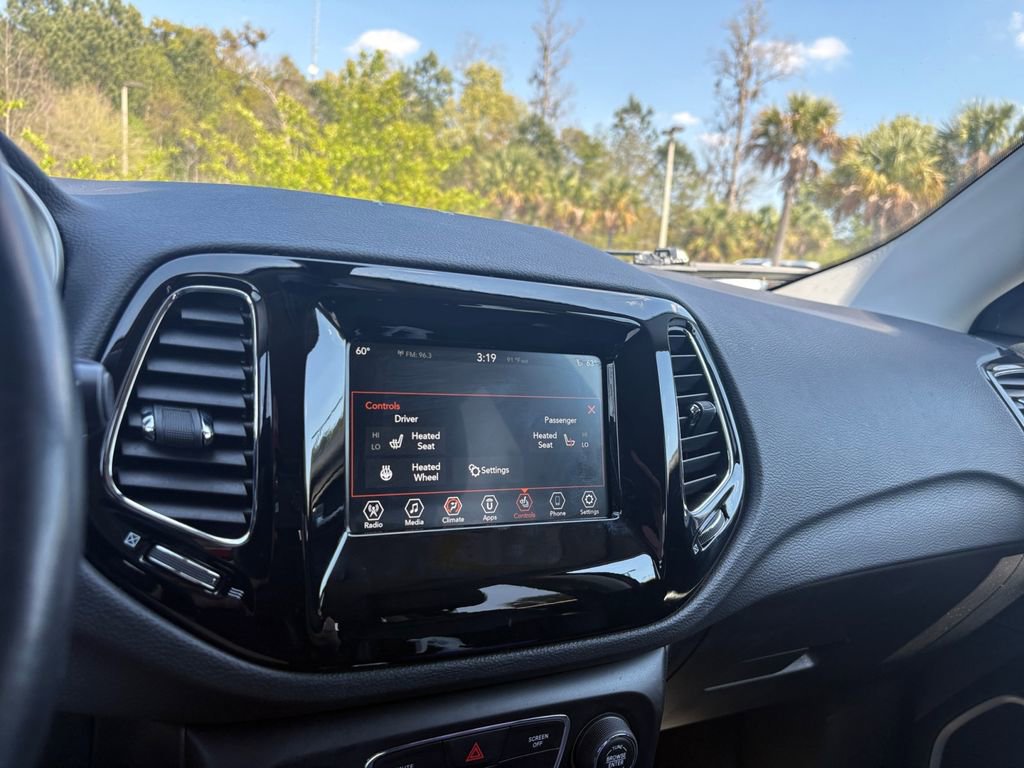 Used 2021 Jeep Compass Latitude w/ Sun and Sound Group image 5