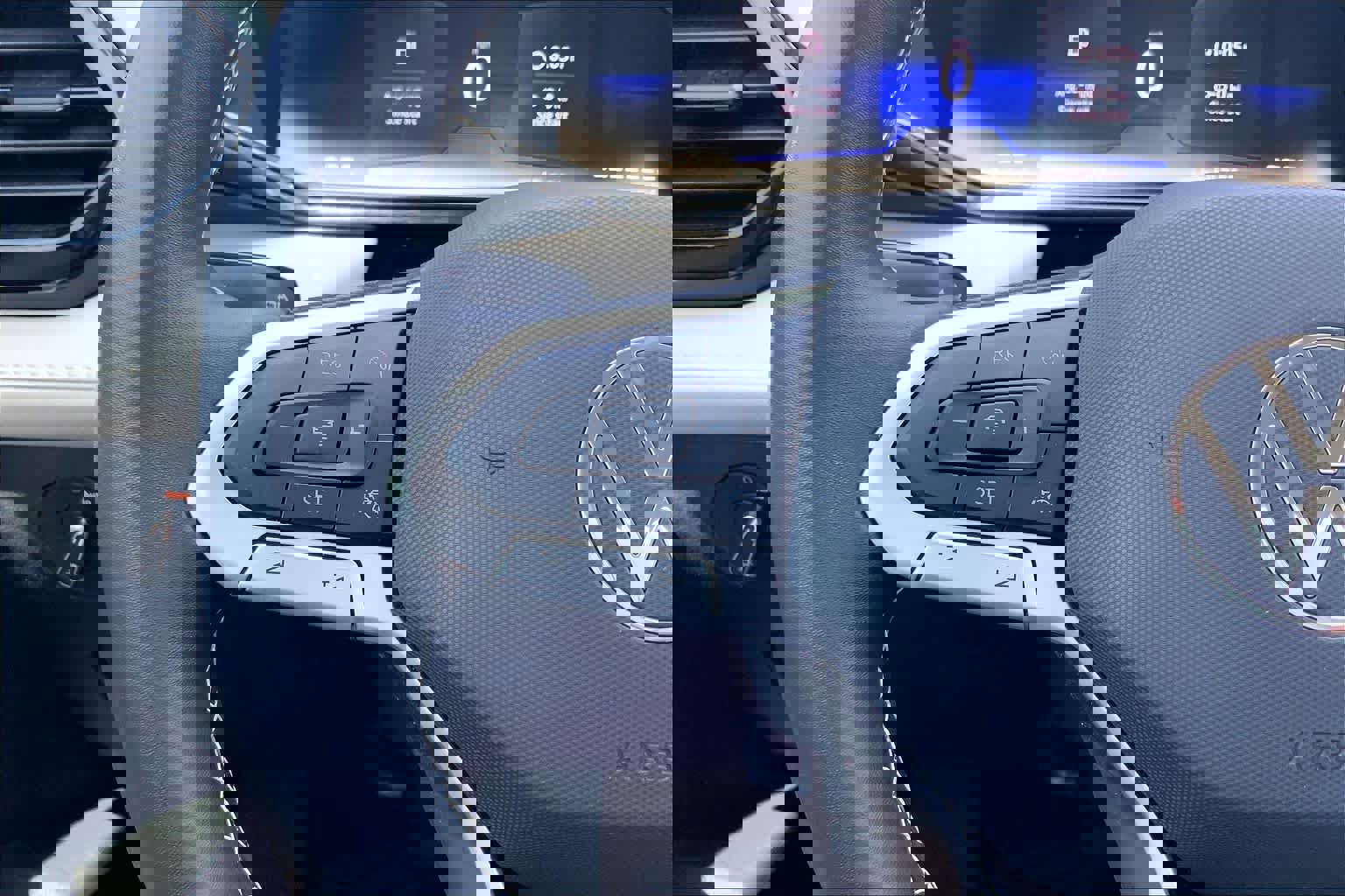 Used 2025 Volkswagen Taos S AWD/4WD image 24