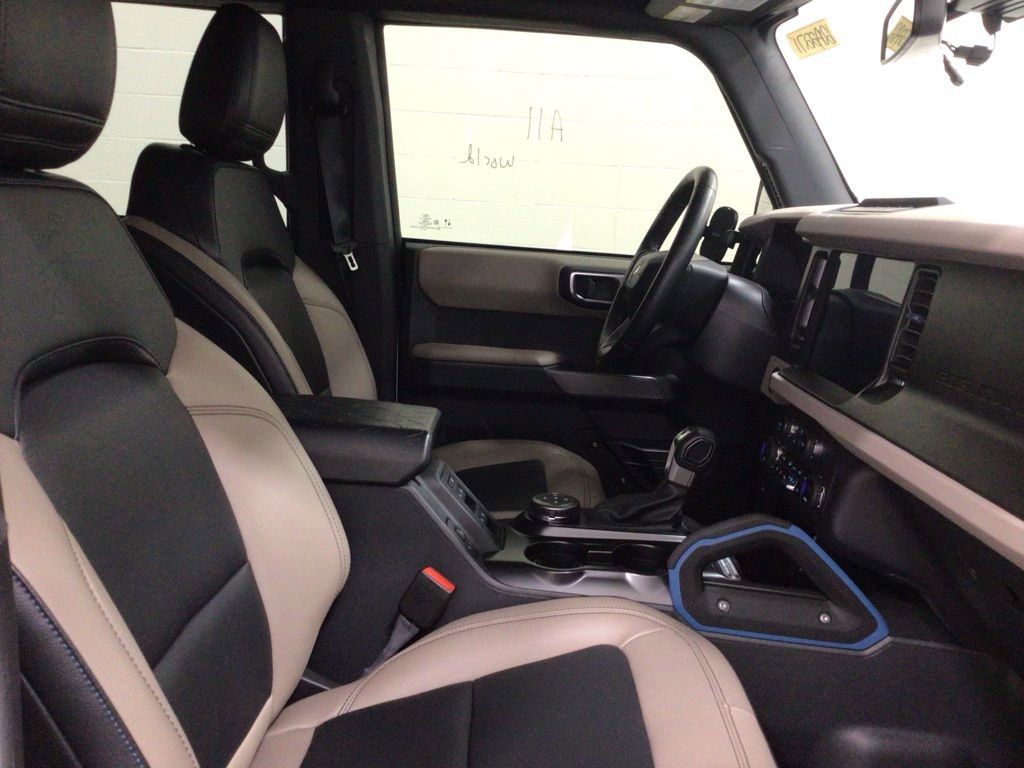 Used 2023 Ford Bronco Wildtrak AWD/4WD image 27