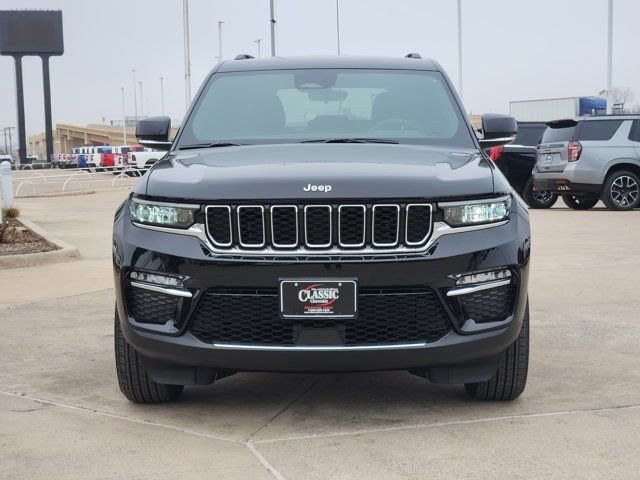 Used 2025 Jeep Grand Cherokee Limited image 10