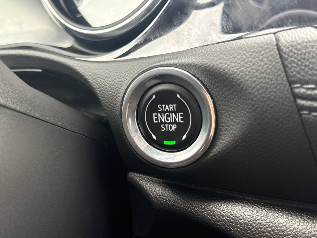 Certified 2023 Buick Encore GX Preferred w/ Cold Weather Comfort Package FWD image 22