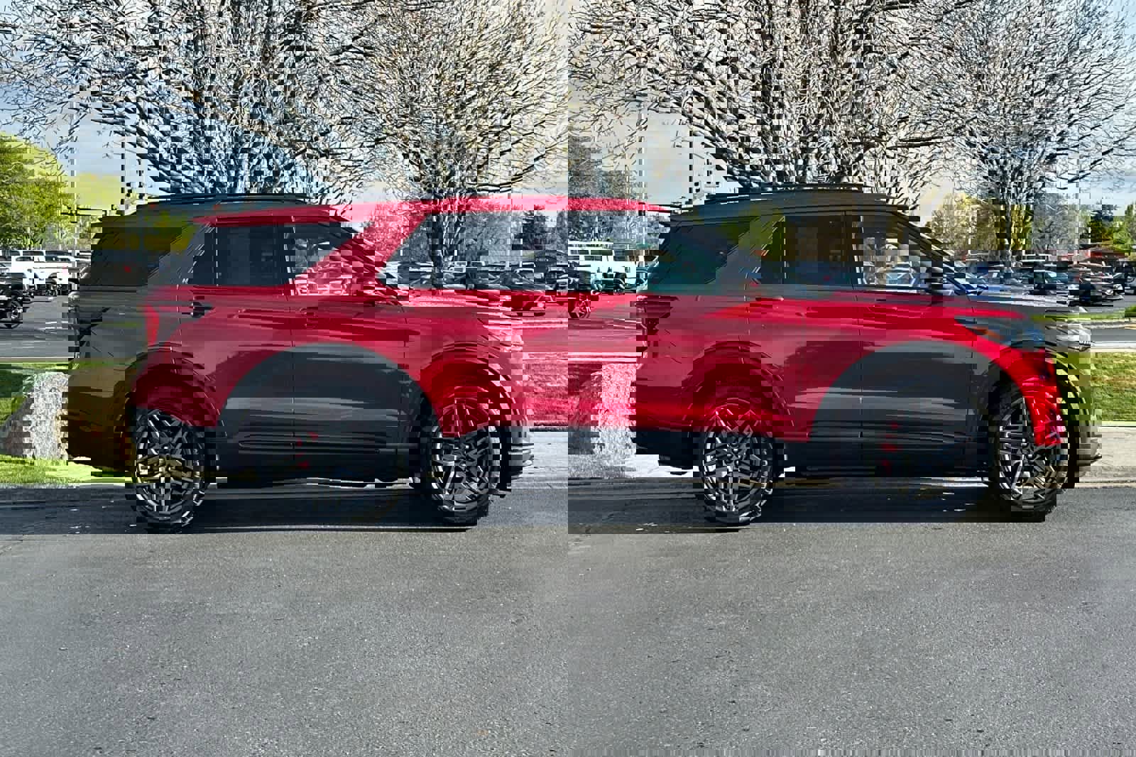 Certified 2025 Ford Explorer ST image 8