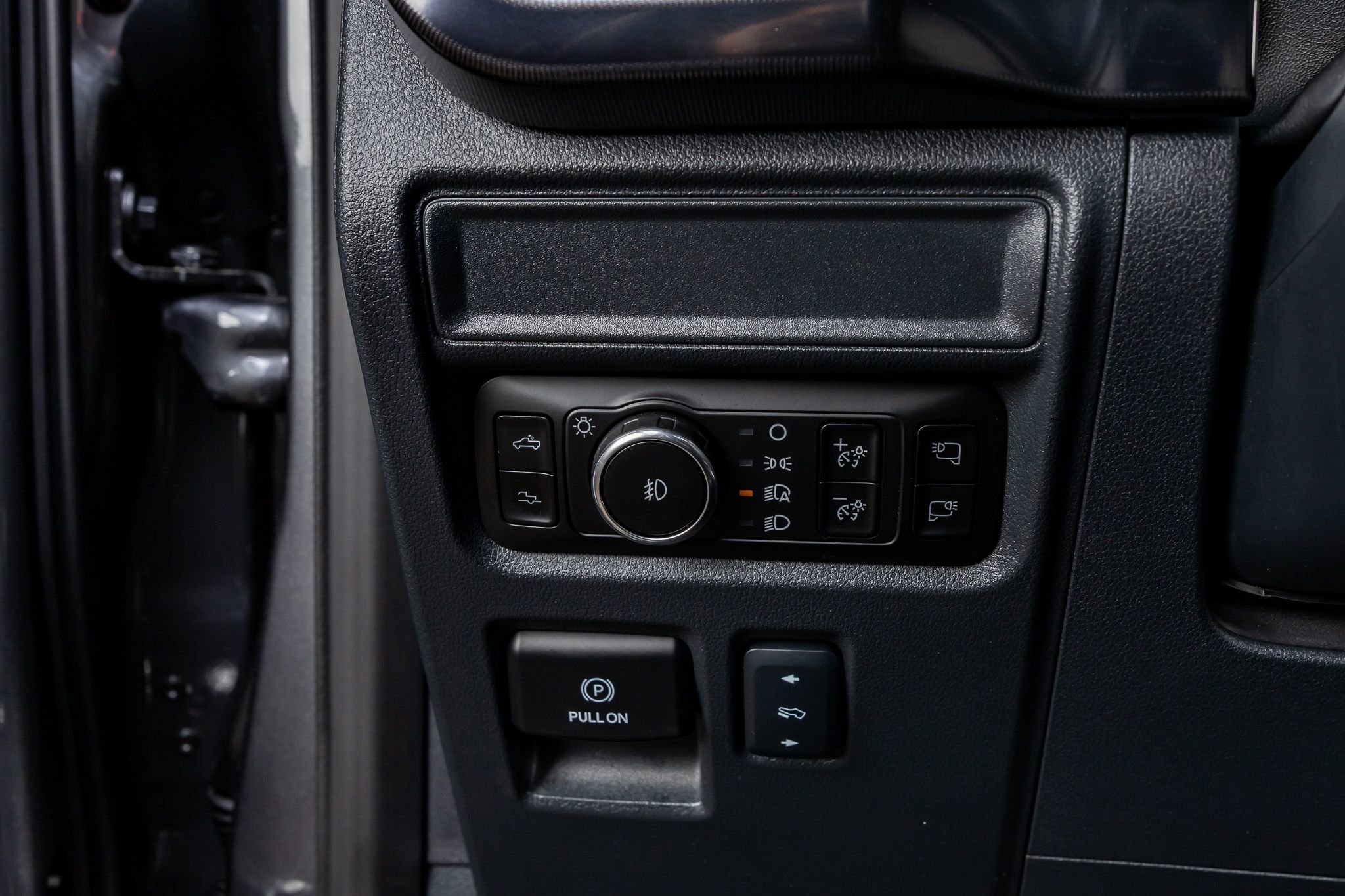 Used 2025 Ford F150 Raptor w/ Equipment Group 803A Raptor R image 21