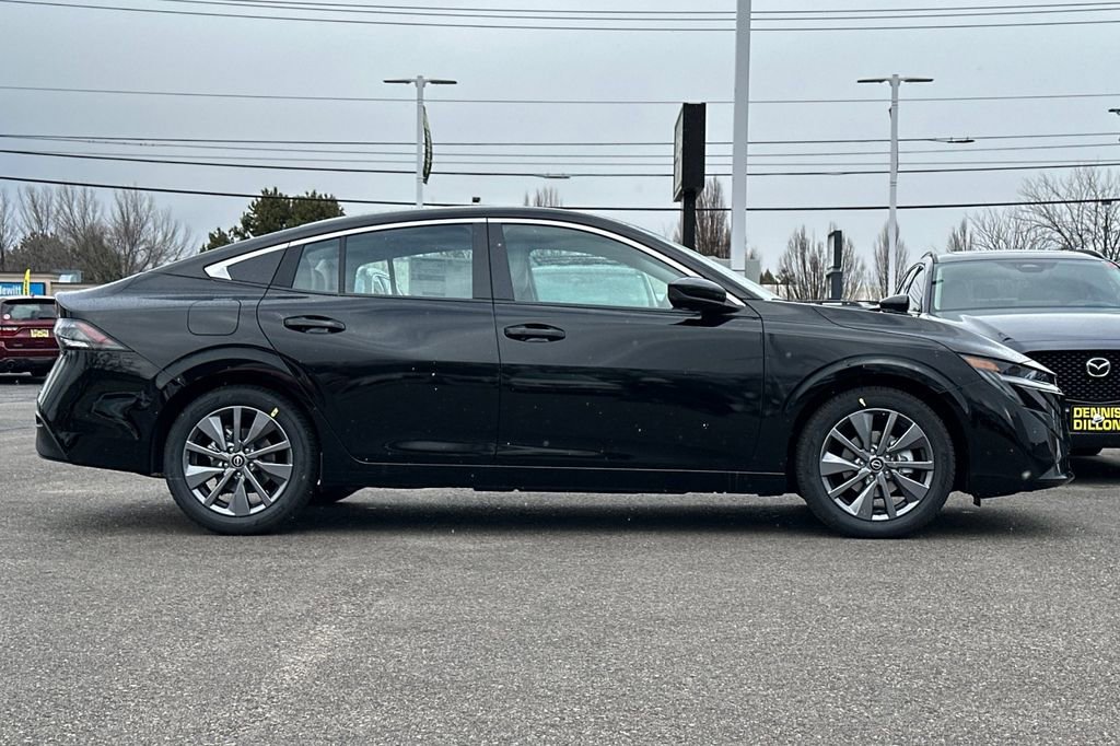 New 2026 Nissan Sentra SL w/ Floor Mat Package image 3