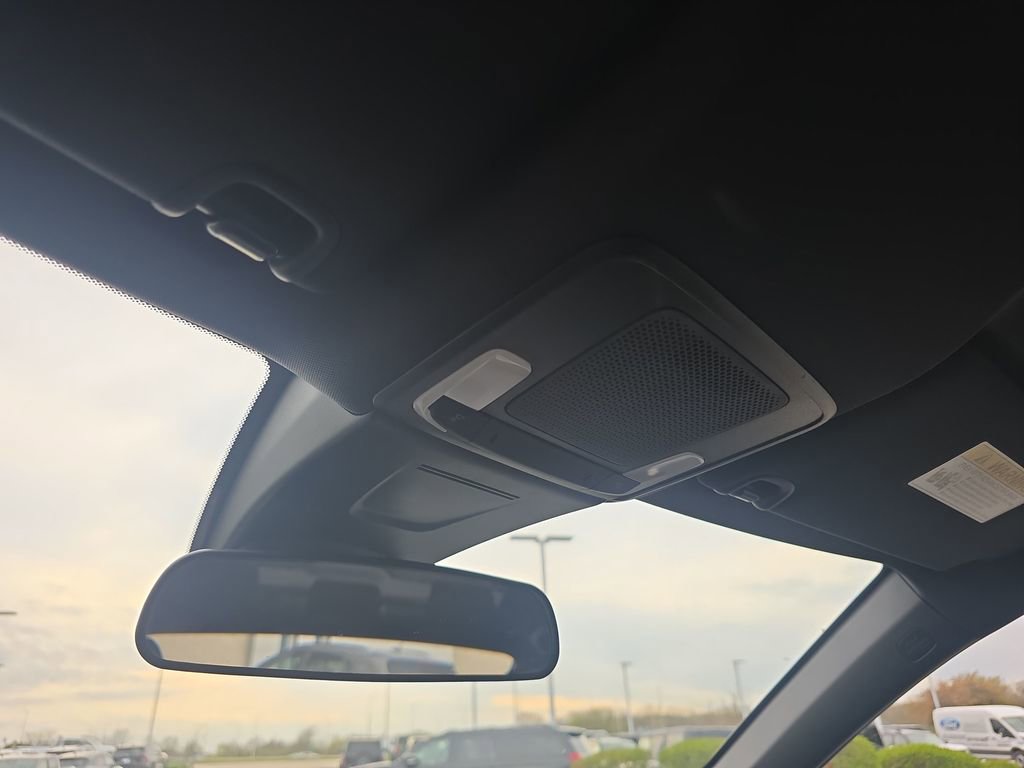 Used 2023 Honda Civic Sport image 32