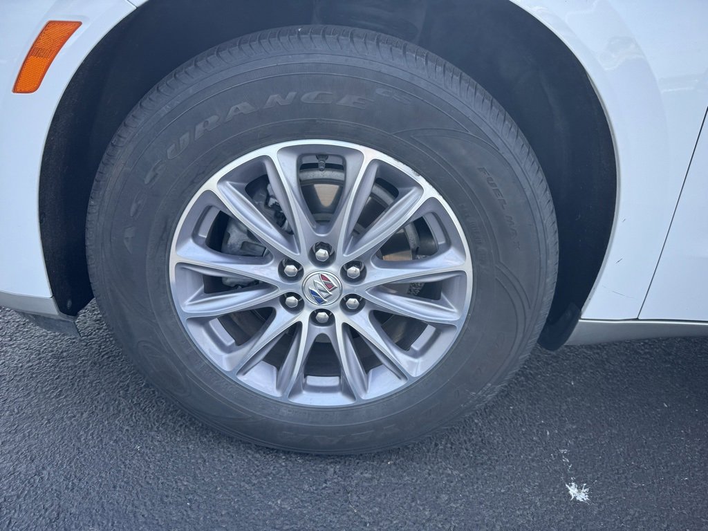 Used 2024 Buick Enclave Premium image 14