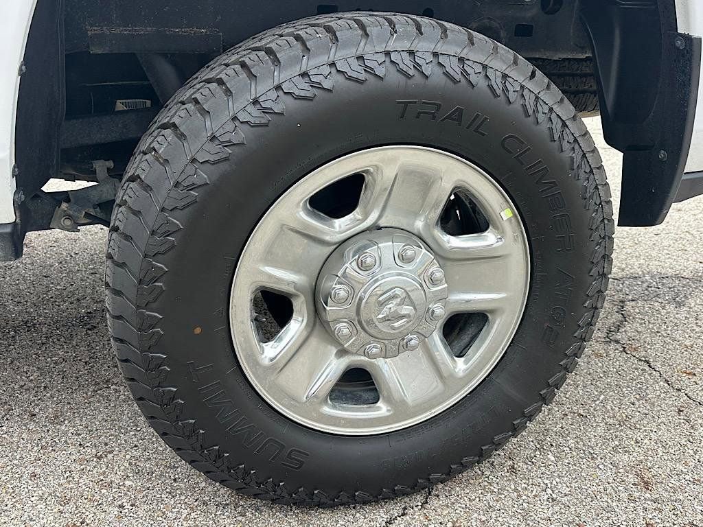 Used 2024 RAM 2500 Tradesman w/ Chrome Appearance Group AWD/4WD image 28