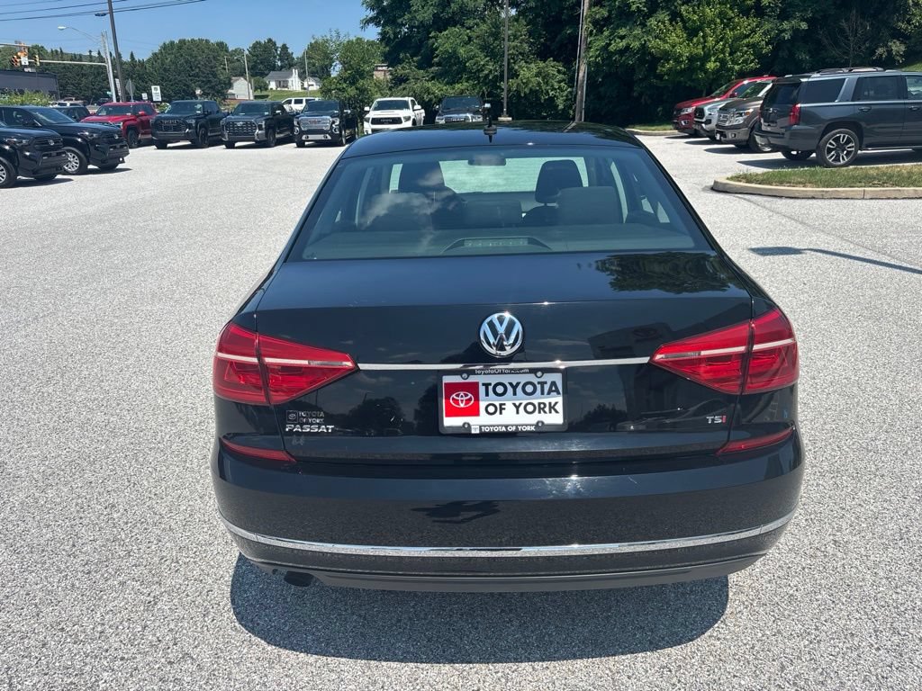 Used 2016 Volkswagen Passat 1.8T S FWD image 4