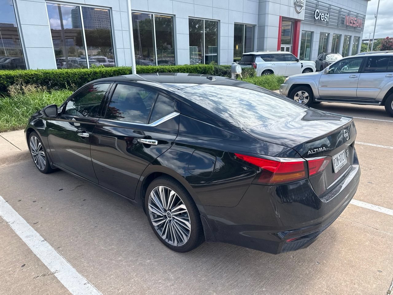 Certified 2025 Nissan Altima 2.5 SL FWD image 2