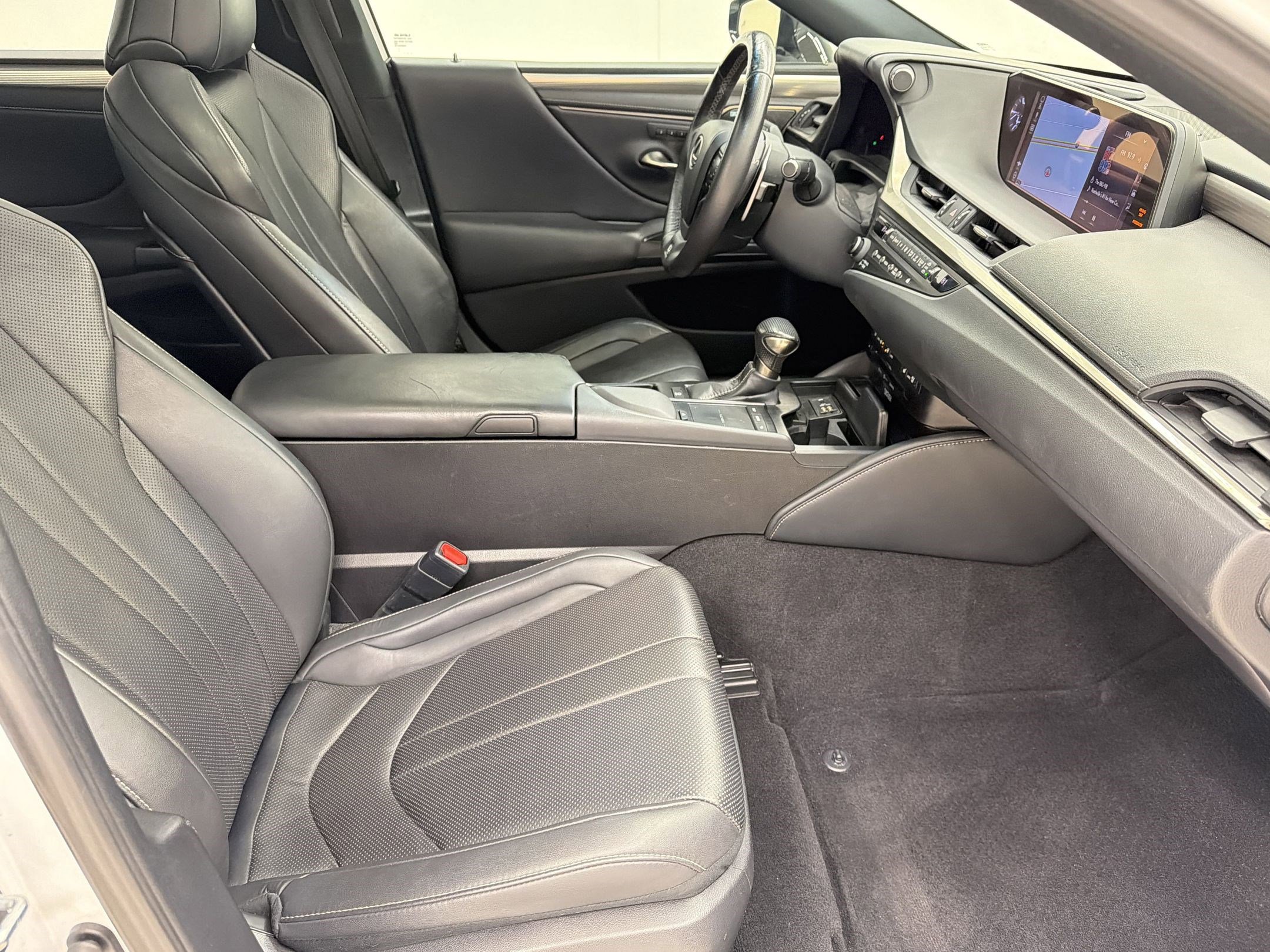 Used 2019 Lexus ES 350 F Sport w/ Accessory Package 2 image 31