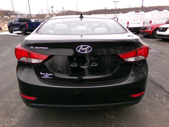 Used 2016 Hyundai Elantra SE FWD image 8