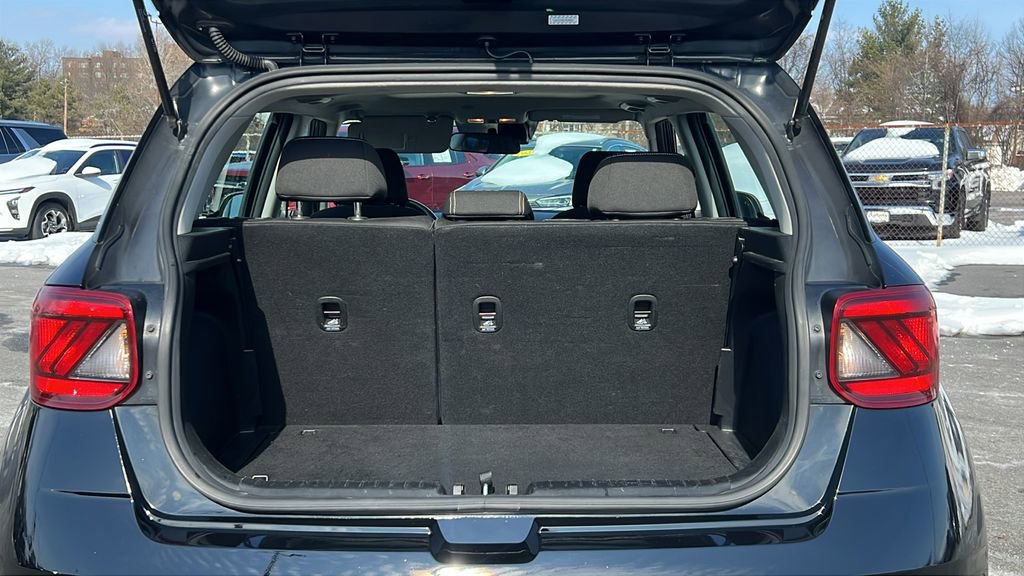 Used 2023 Hyundai Venue SEL image 15