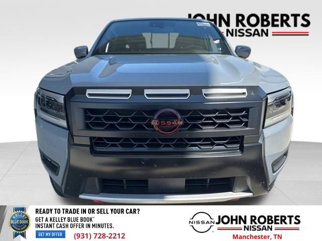 Used 2025 Nissan Frontier Pro-X image 8