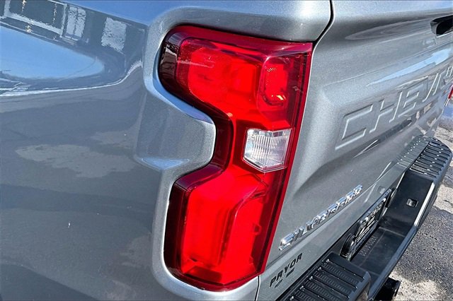 Used 2024 Chevrolet Silverado 1500 LT Trail Boss w/ Convenience Package II image 24