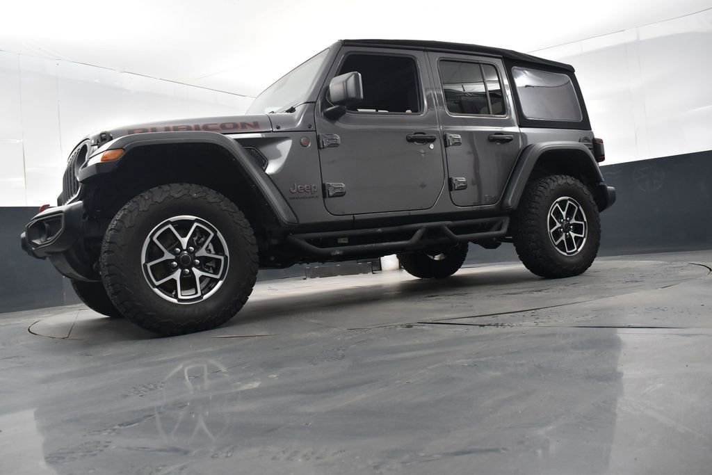 Used 2024 Jeep Wrangler Unlimited Rubicon w/ Convenience Group image 23